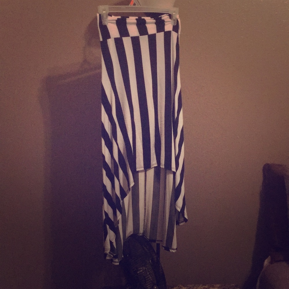 Skirt!
